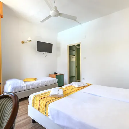 Hotel In With Private