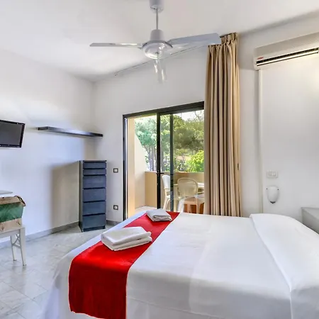 In With Private Hotel Capoliveri (Isola d'Elba)