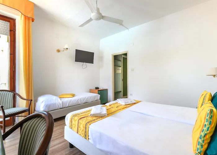 ホテル In With Private