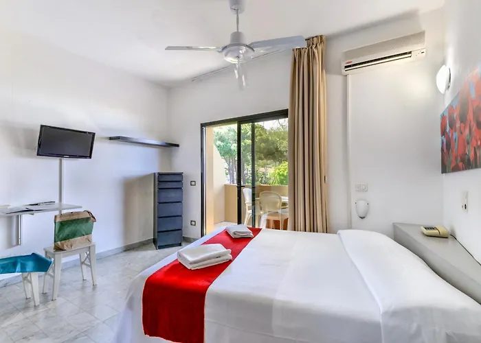 In With Private ホテル カポリーヴェリ