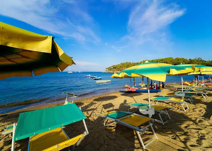 In With Private ホテル カポリーヴェリ